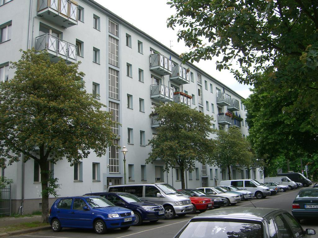 M M Central Vintage Family, Handwerker und Monteure Apartments Berlin Exterior foto