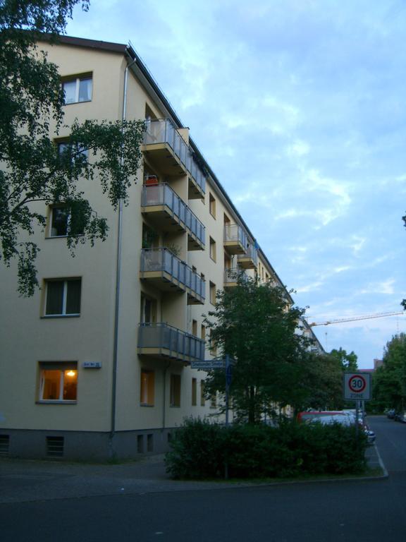 M M Central Vintage Family, Handwerker und Monteure Apartments Berlin Exterior foto